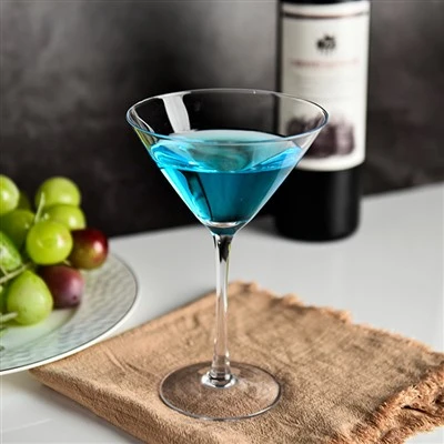 Ly cocktail cổ điển